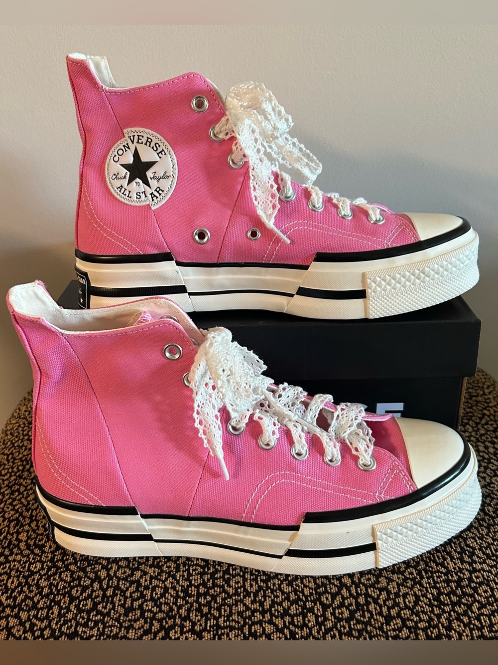 NEW Converse Chuck 70 Plus Pink Canvas High-Top Platform, Bonus 2 Pairs Laces - Picture 4 of 7